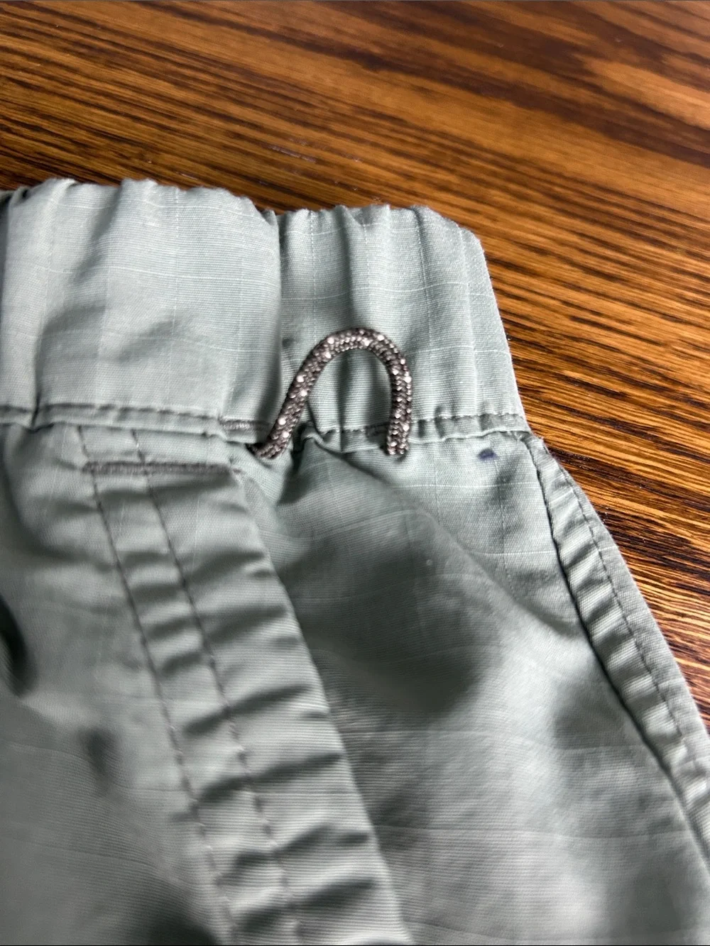 REI Co-op Women's Sage Green Hiking  Shorts SIZE MEDIUM